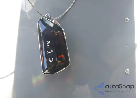 2021 Volkswagen Id.4 Pro S from USA, damaged, VIN WVGTMPE22MP045695